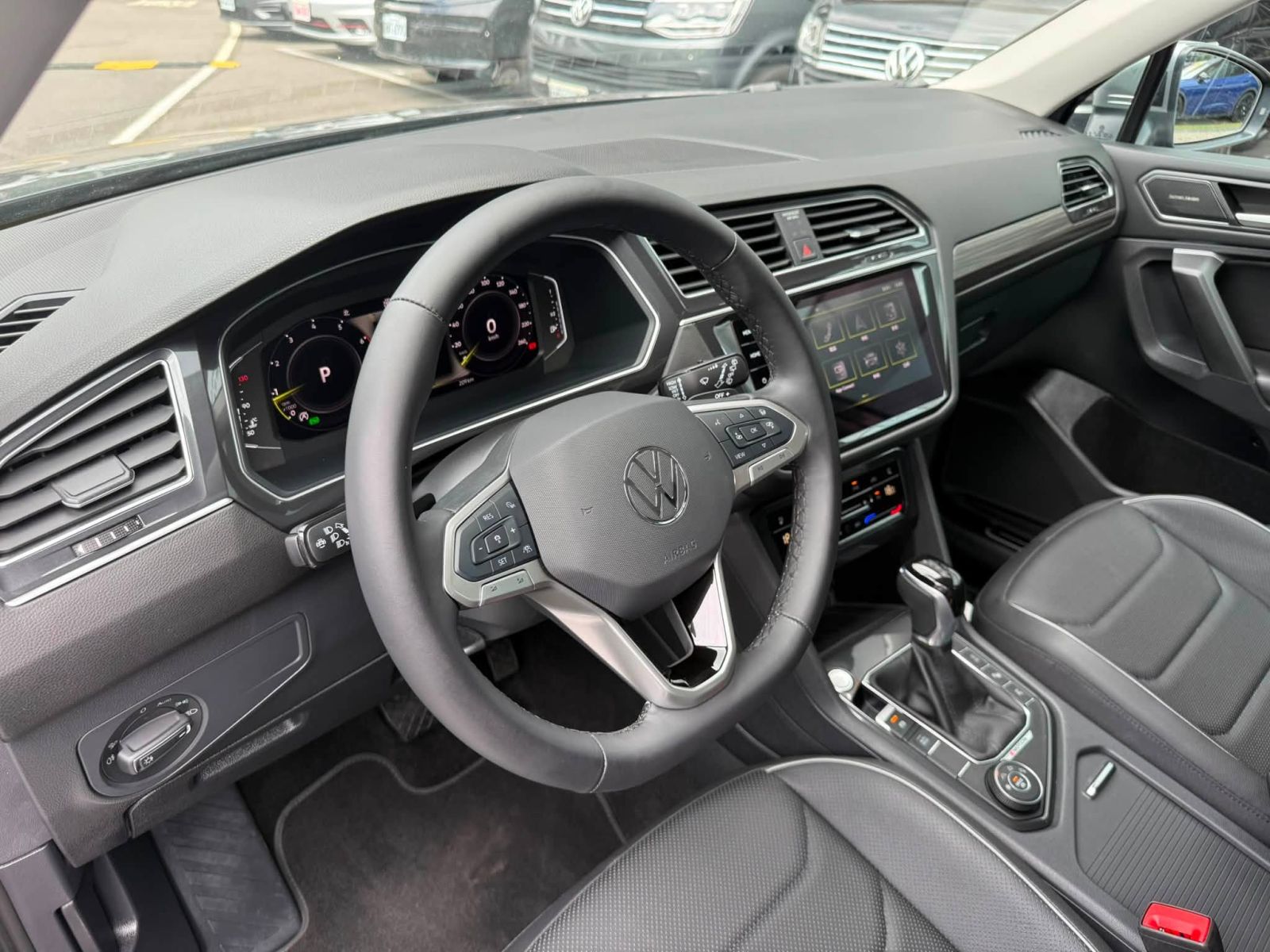MY24 Tiguan Allspace 330 TSI Elegance Premium