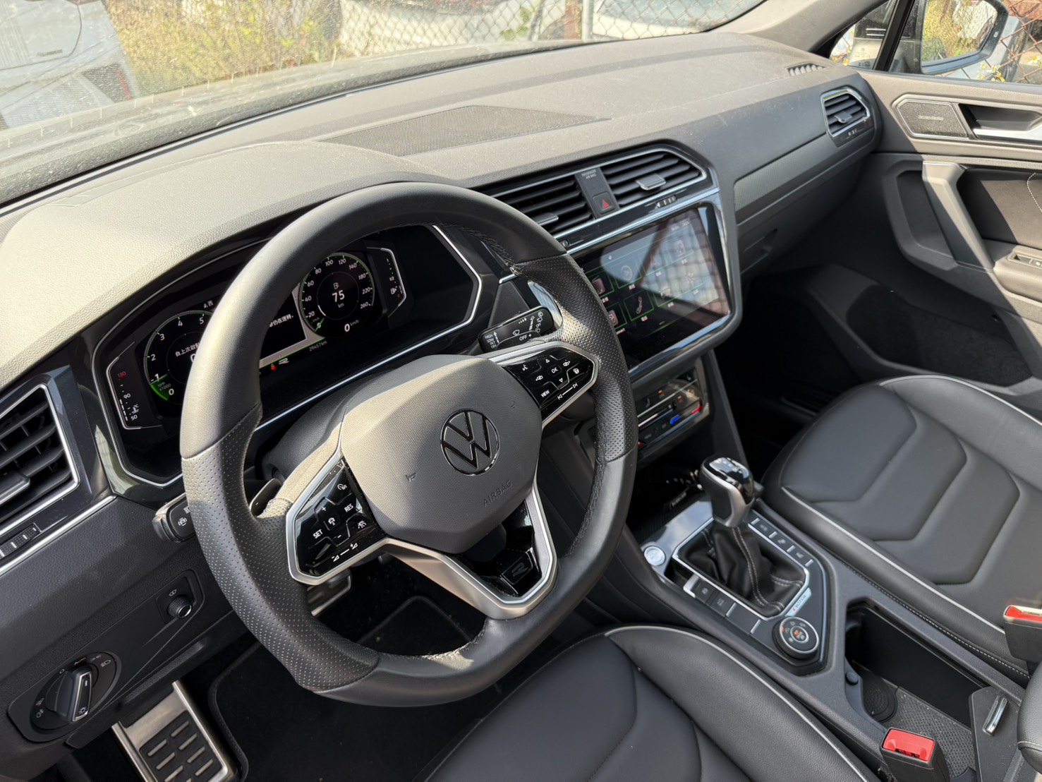 MY21 Tiguan GP 380 TSI R-Line Performance-V1