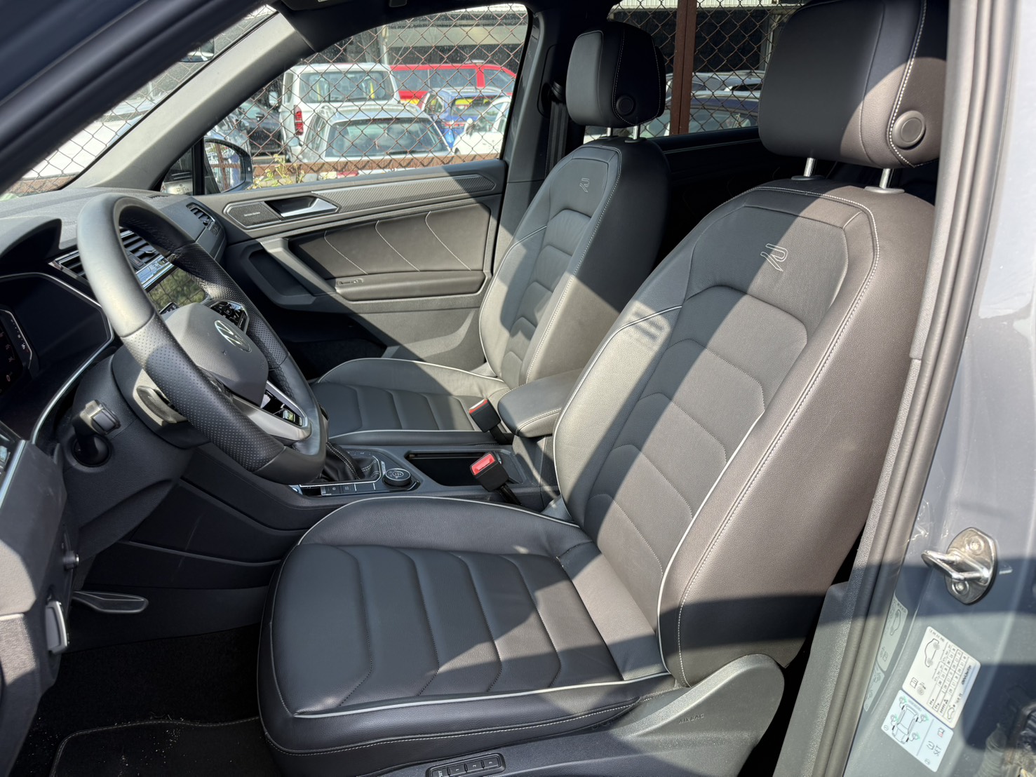 MY21 Tiguan GP 380 TSI R-Line Performance-V1