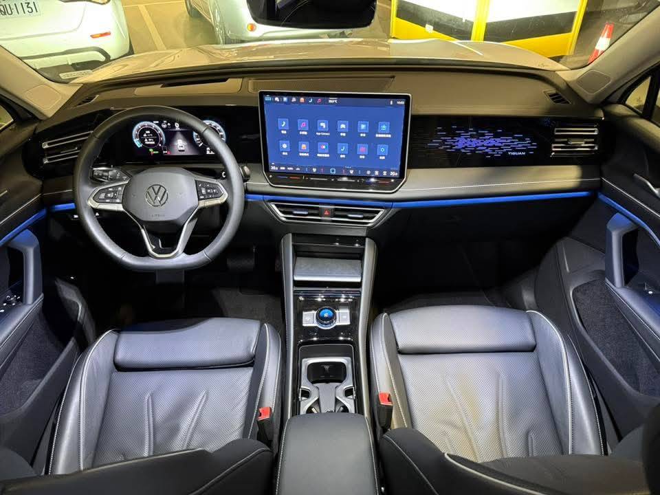Tiguan 280 eTSI Elegance Premium