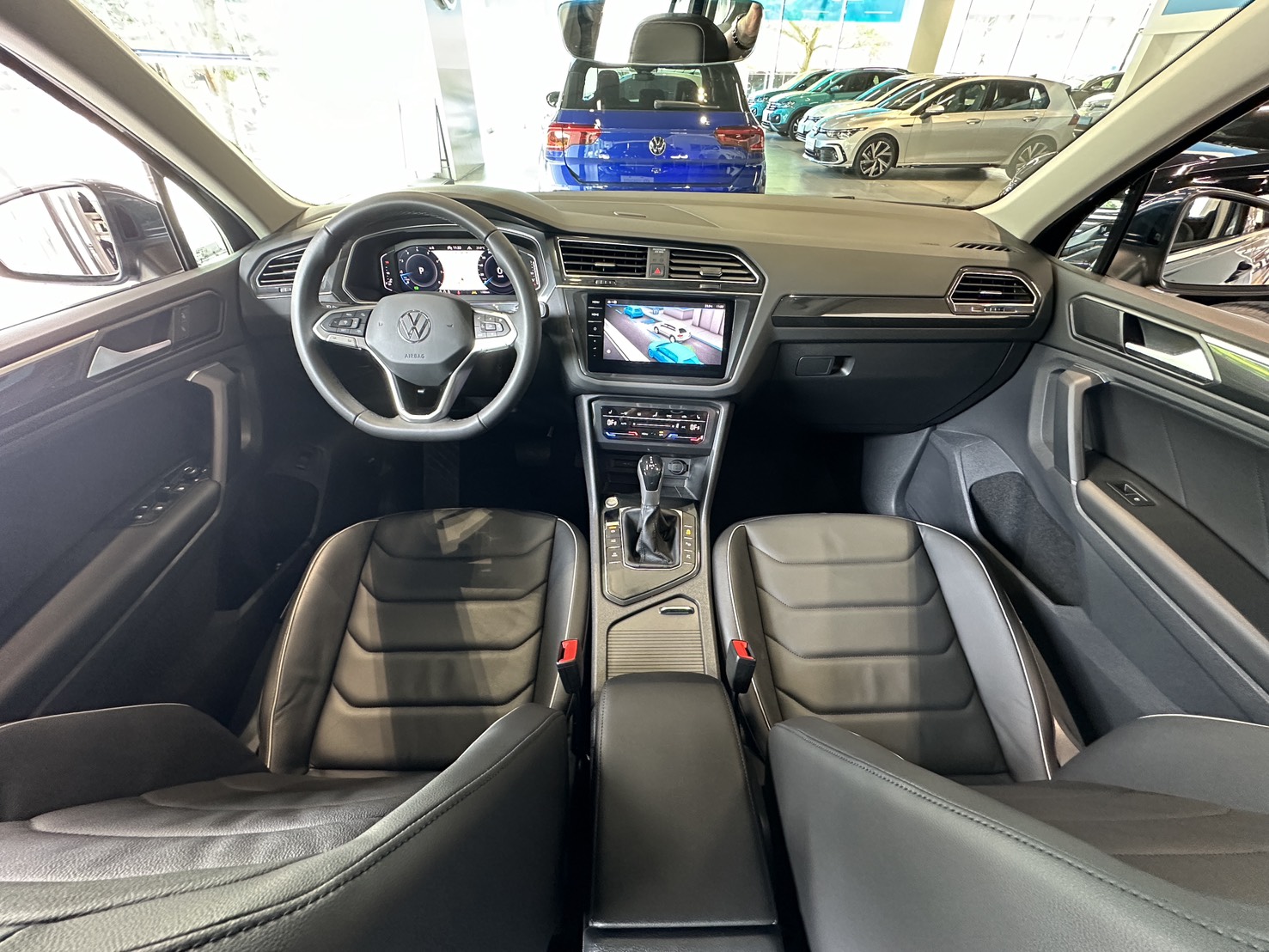 MY24 Tiguan 280 TSI Elegance Premium-V1