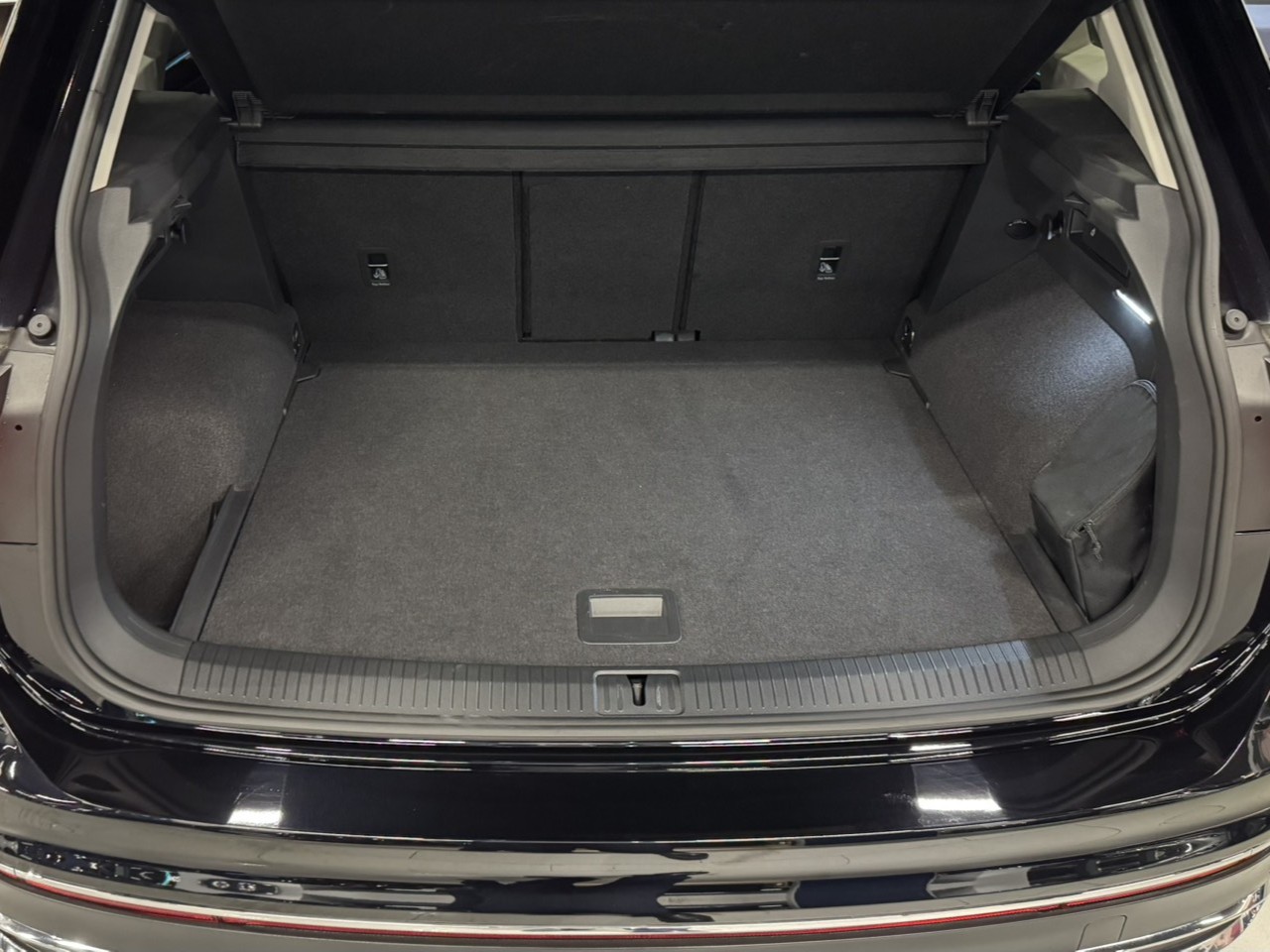 Tiguan 280 TSI Elegance Premium