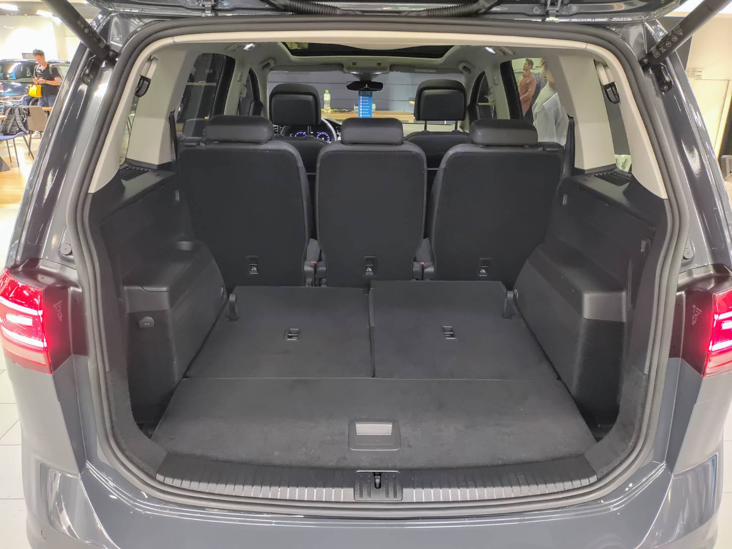 Touran 280 TSI Elegance