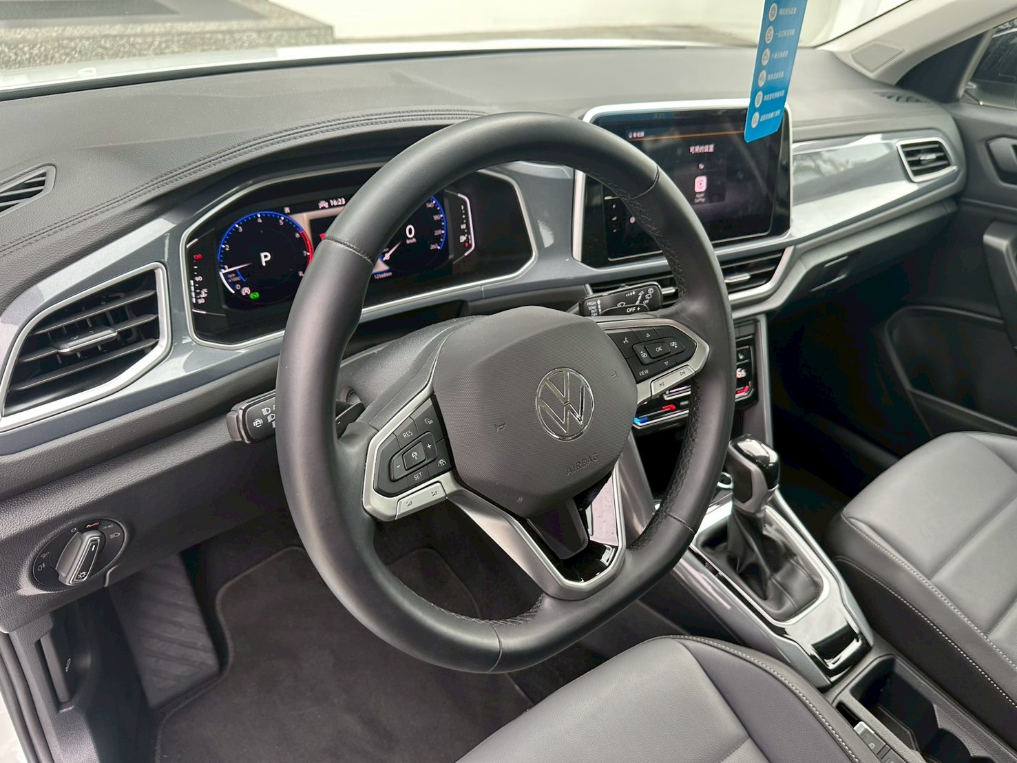 T-ROC 280 TSI Style Design