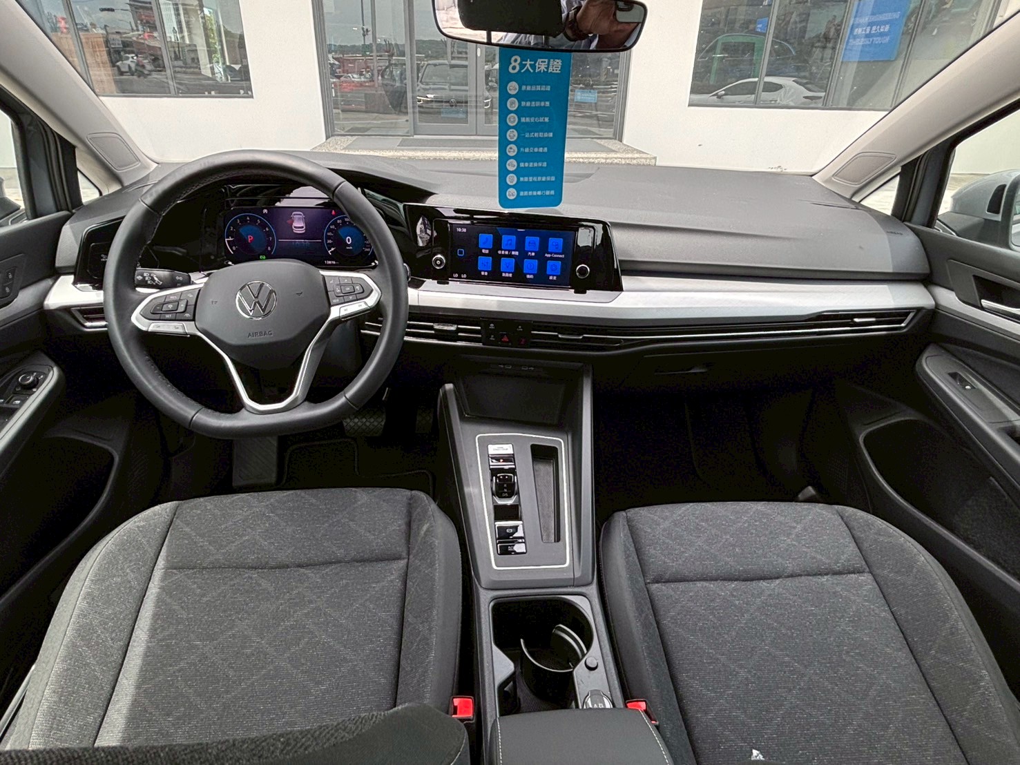Golf 280 eTSI SE