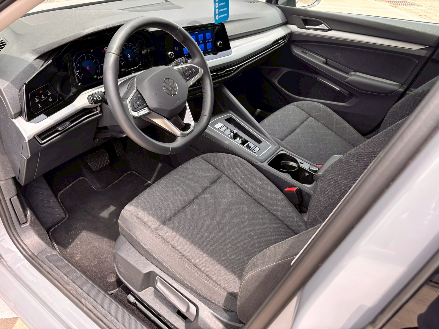 Golf 280 eTSI SE