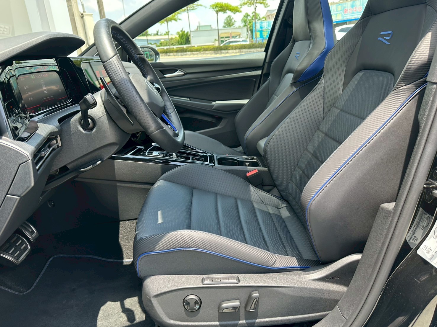 Golf R Variant