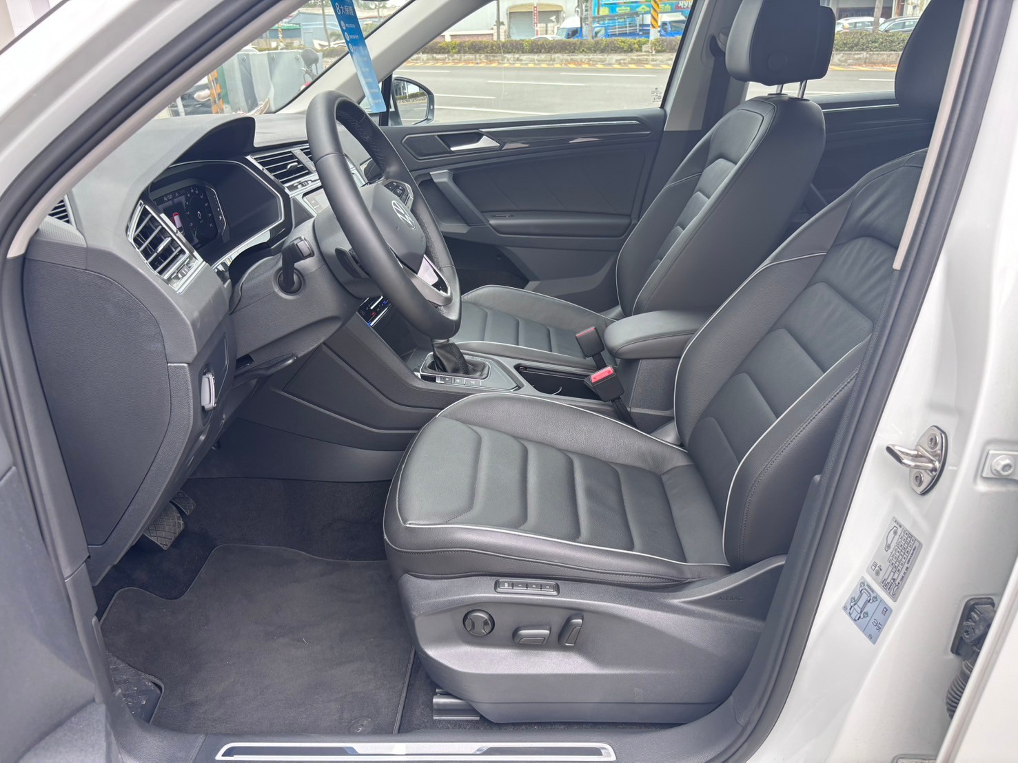 Tiguan 280 TSI Elegance