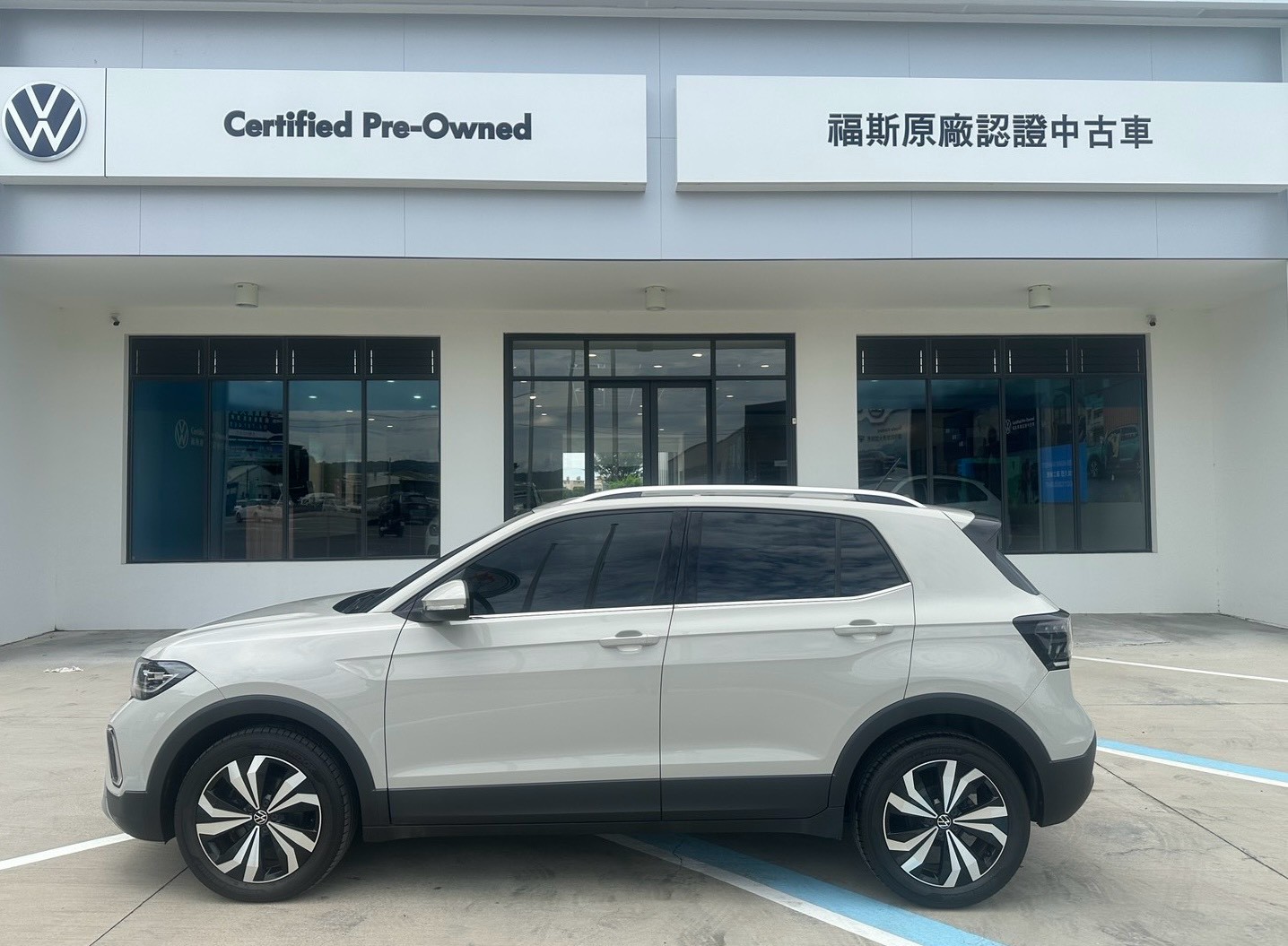 T-Cross 230 TSI Tech