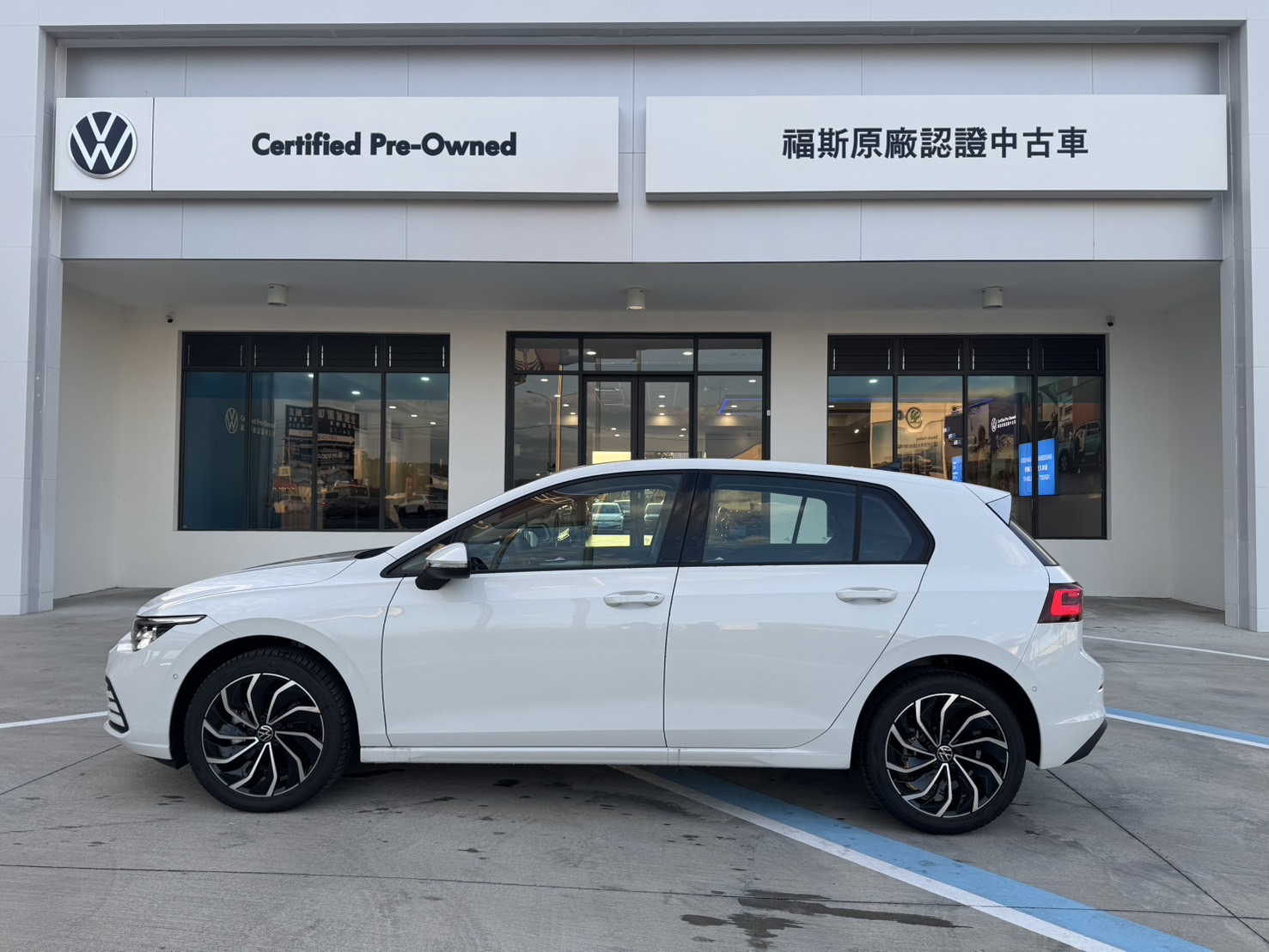 Golf 280 eTSI SE