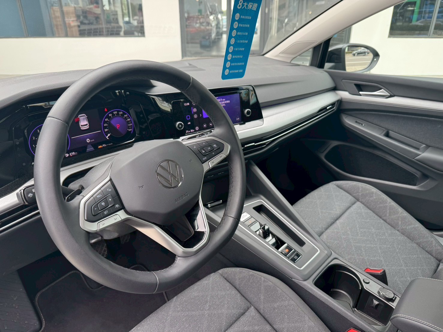 Golf 280 eTSI SE