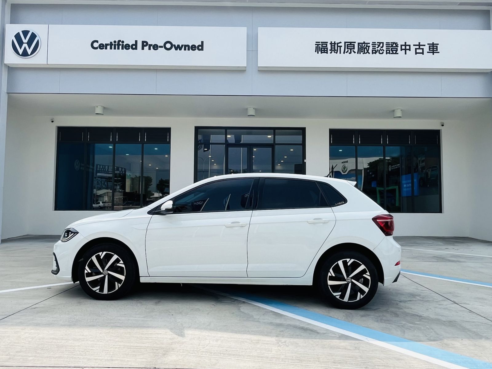 Polo 230 TSI Tech