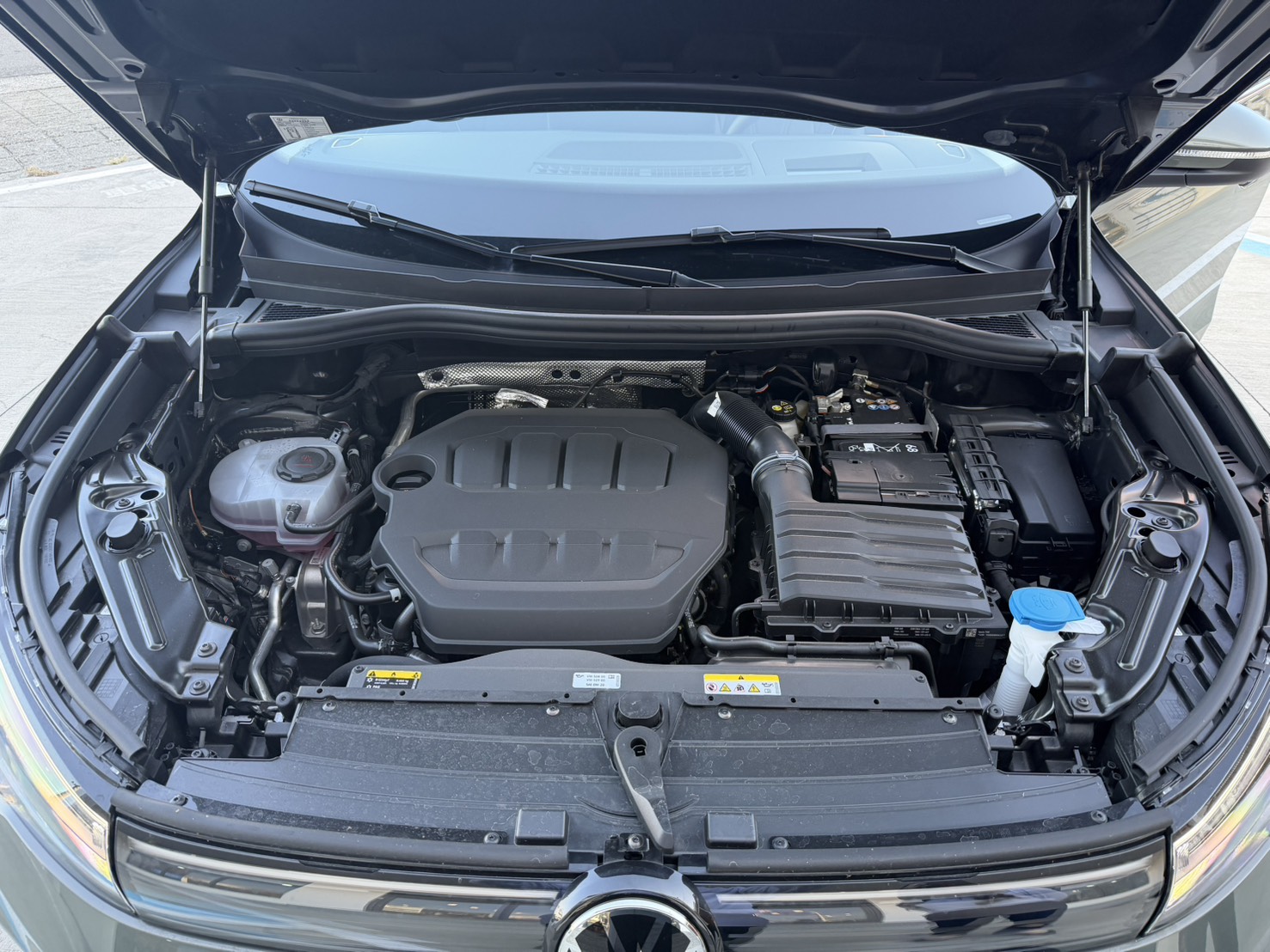 Tiguan 330 TSI Elegance Premium