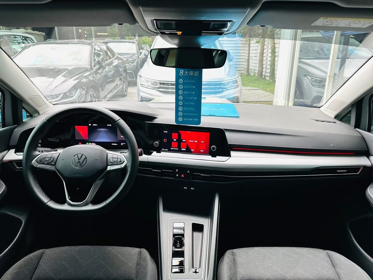 Golf 230 eTSI 智能特仕版