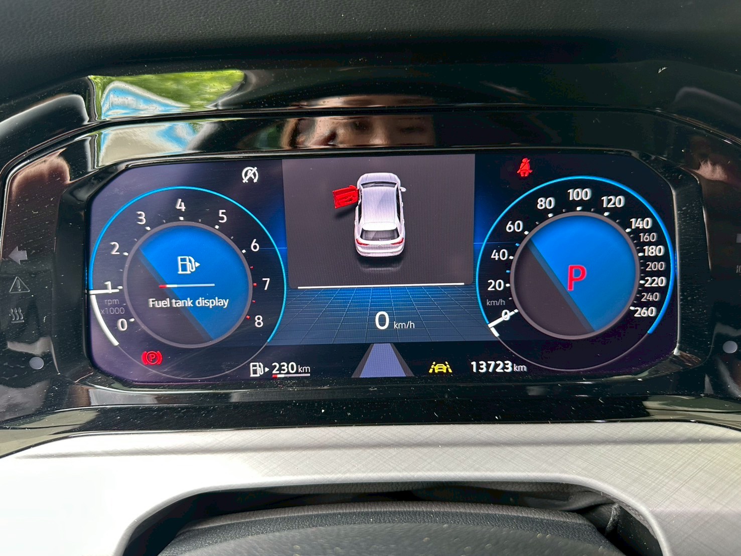 Golf 230 eTSI 智能特仕版