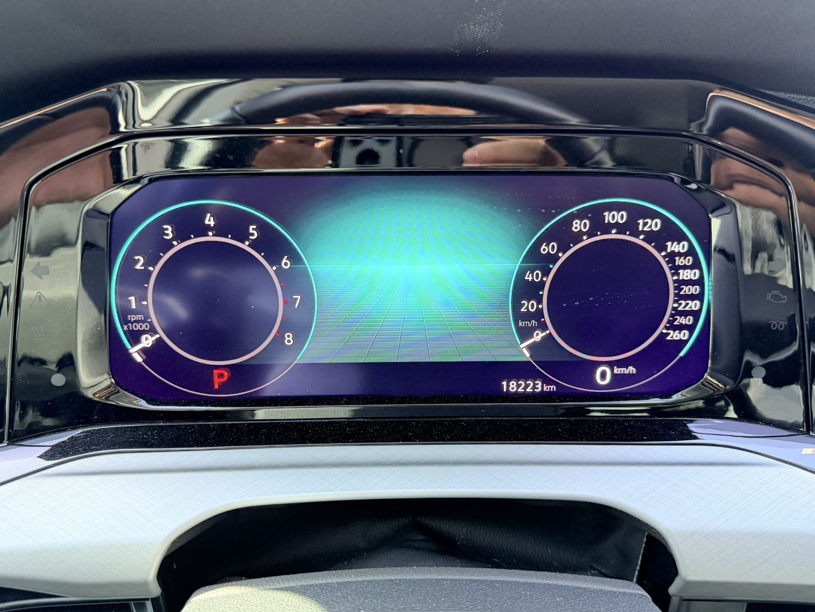 Golf 230 eTSI 智能特仕版