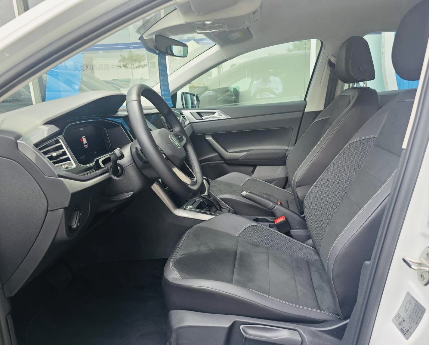 Polo 230 TSI Style