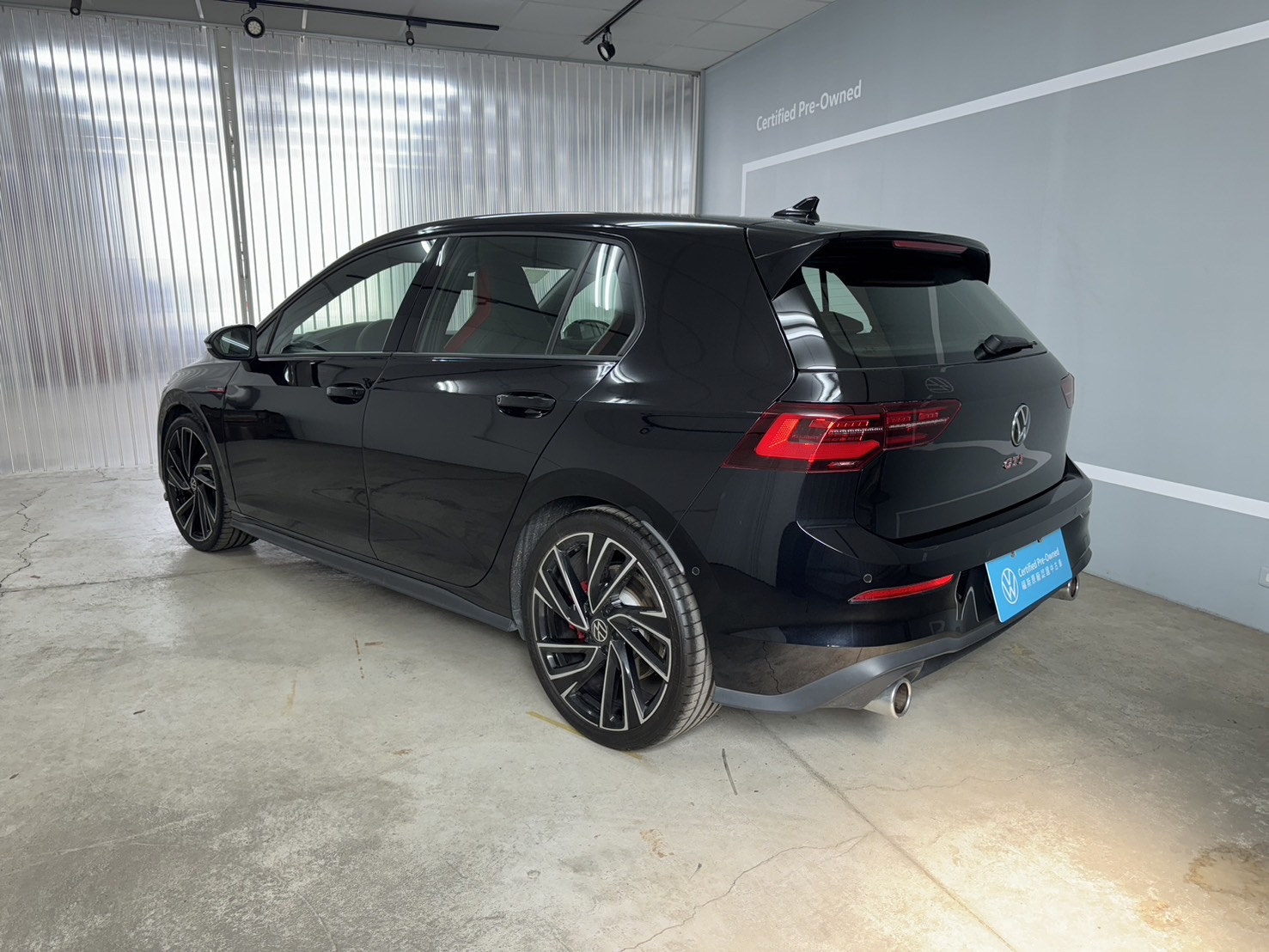 MY24 Golf GTI-V1