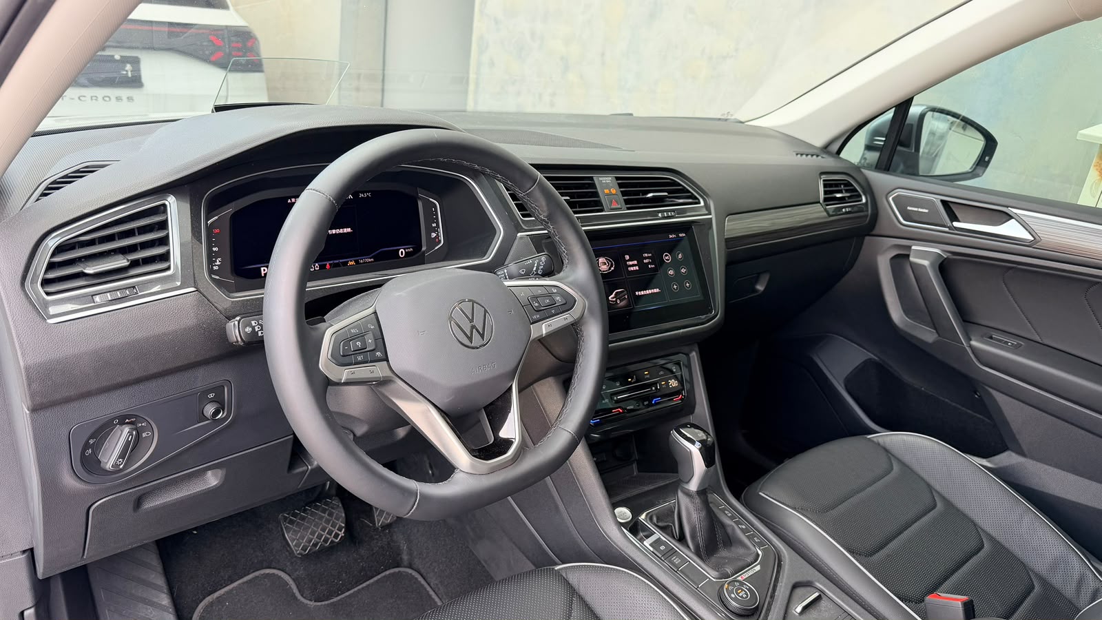  Tiguan Allspace 330 TSI Elegance Premium