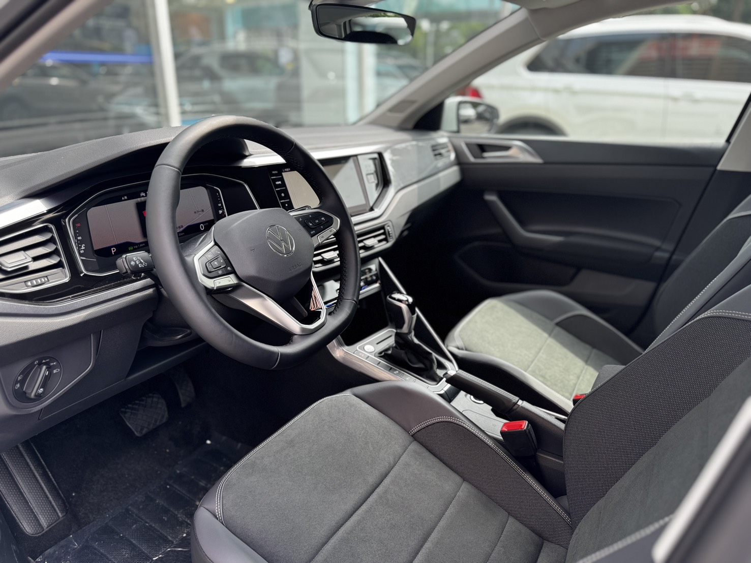 Polo 230 TSI Style