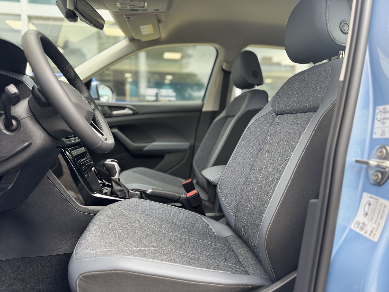 T-Cross 230 TSI Tech