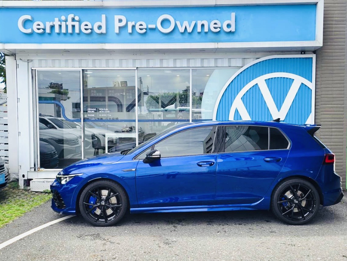 Golf R