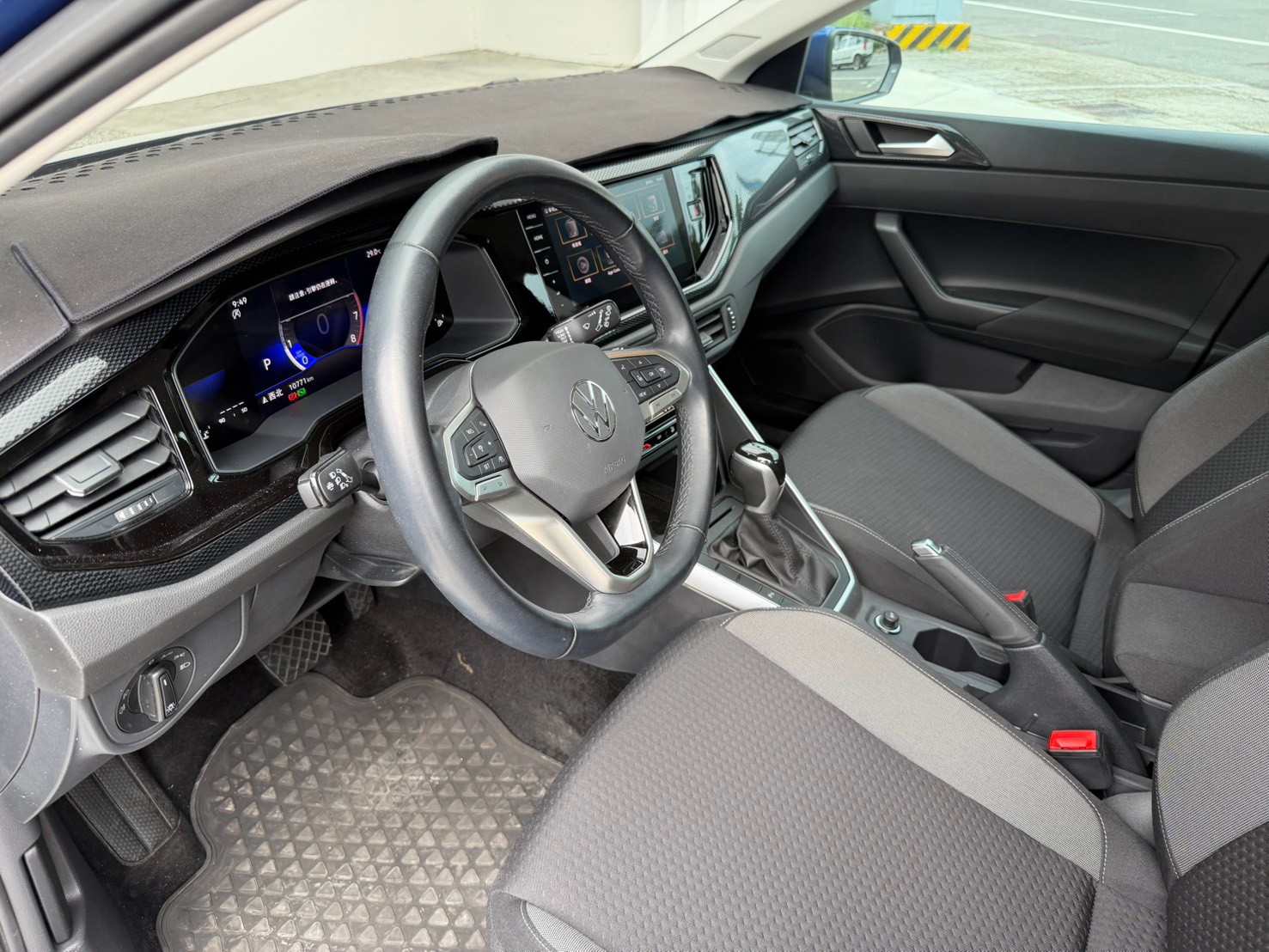Polo 230 TSI Tech
