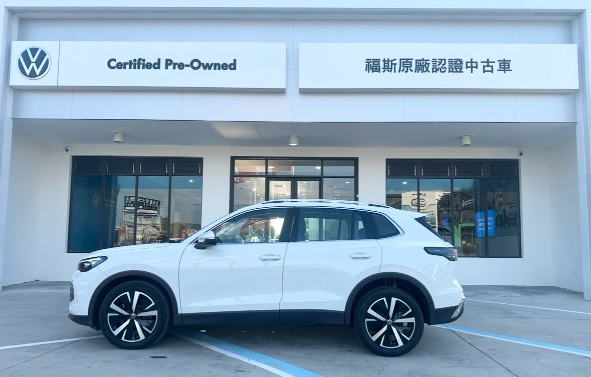 Tiguan 330 TSI Elegance Premium