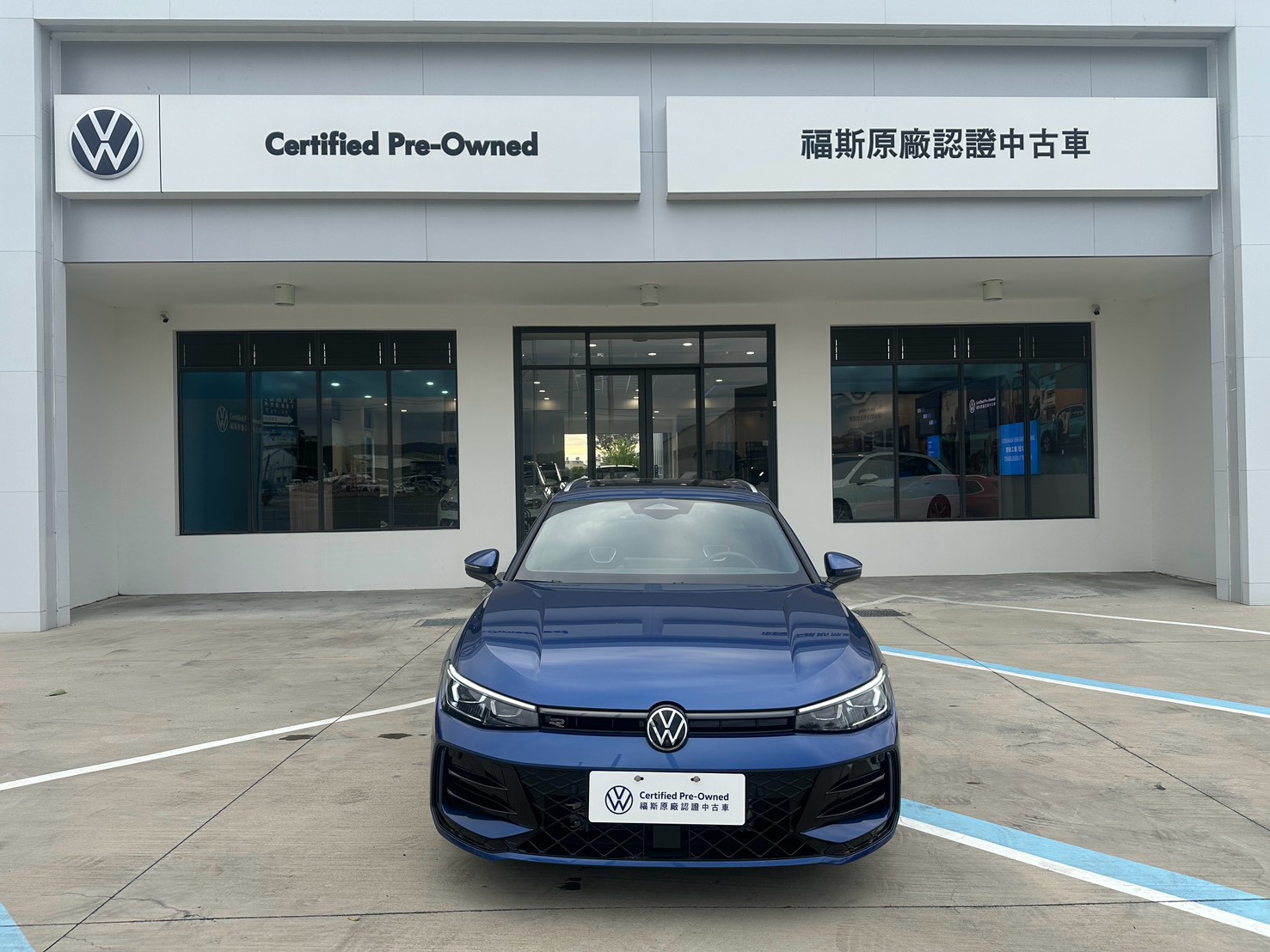 MY25 Passat Variant 330 TSI R-Line